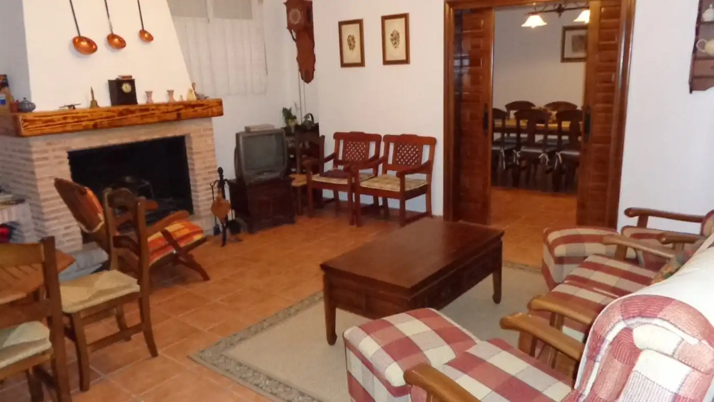 Sala de estar de Casa o chalet en venta en Petrer con Aire acondicionado, Calefacción y Jardín privado