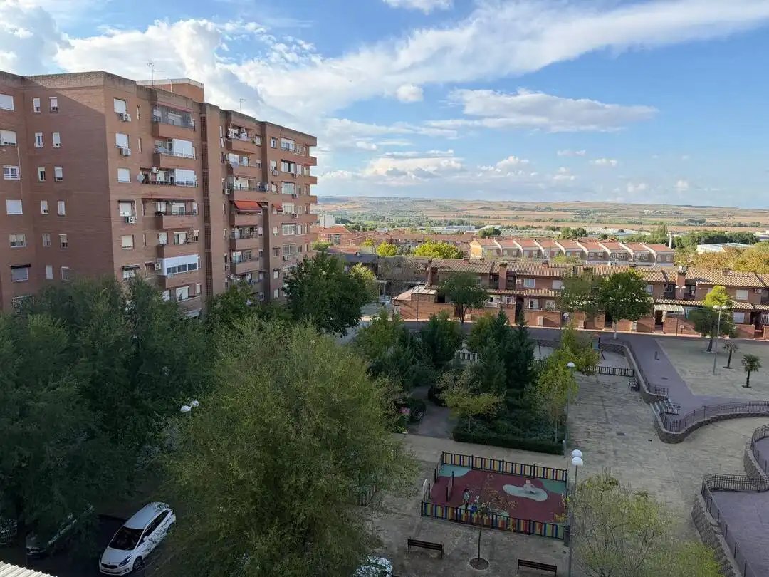 Appartement avec ascenseur à vendre à Santa María de Benquerencia