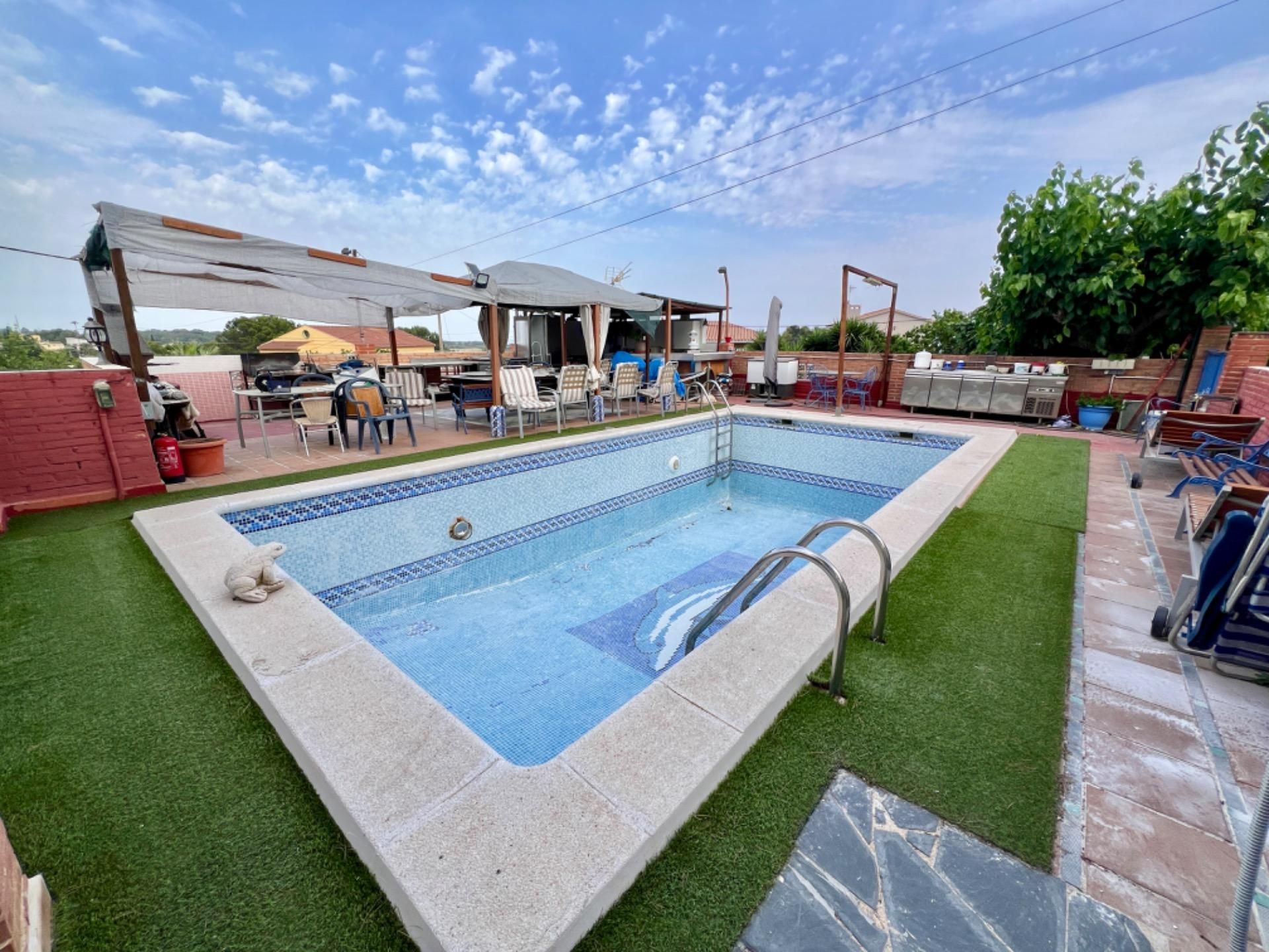 Piscina de Casa o xalet en venda en El Catllar  amb Aire condicionat, Calefacció i Jardí privat