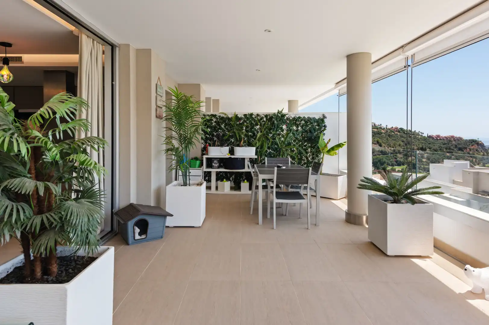 Terraza de Apartamento en venta en Benahavís con Aire acondicionado, Terraza y Piscina