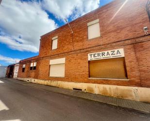 Exterior view of Premises for sale in Matapozuelos