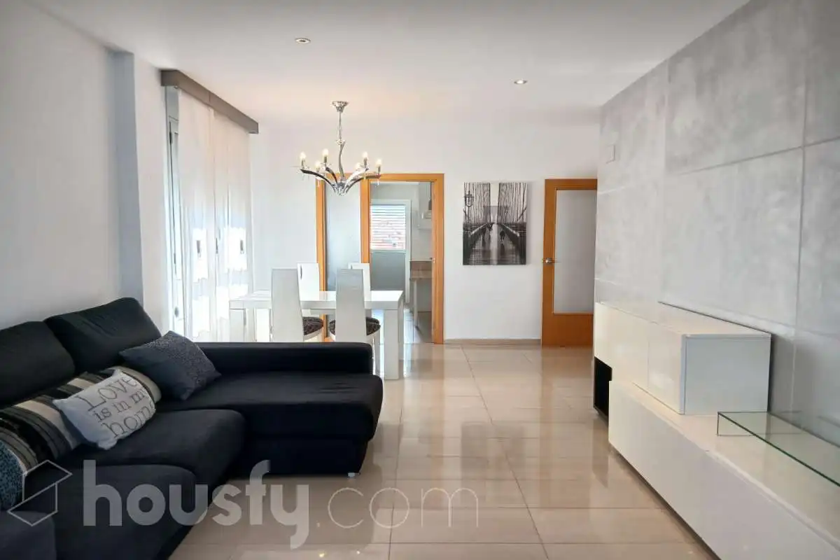 Living room of Flat for rent in L'Hospitalet de Llobregat  with Air Conditioner, Heating and Furnished