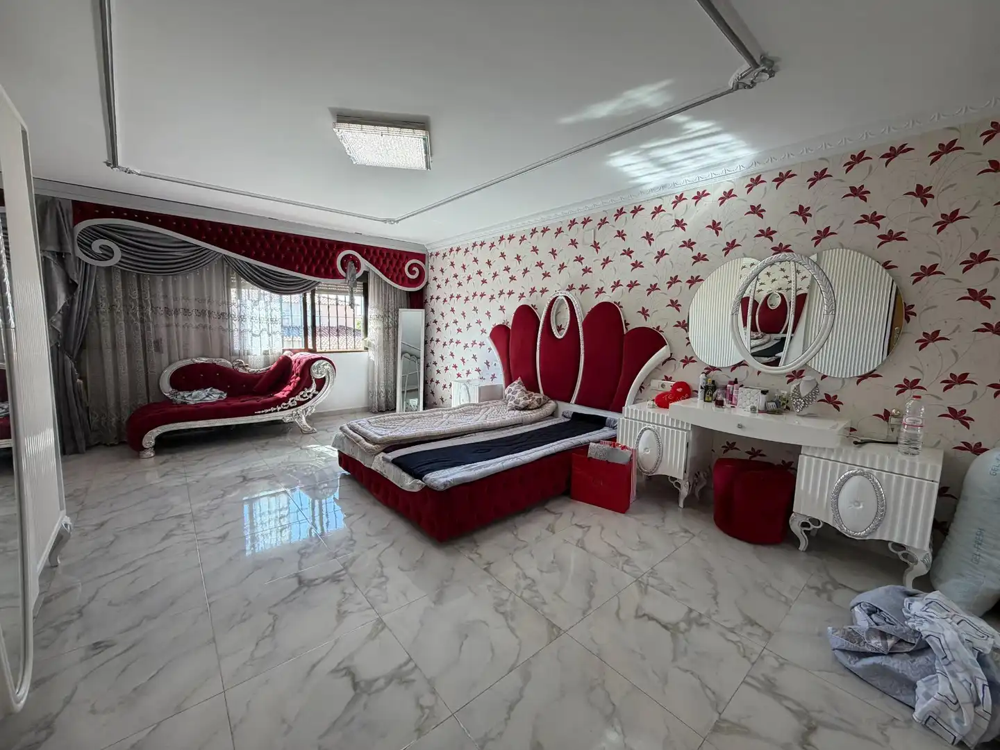 Villa con giardino in vendita a AMADEO VALLS 16, imagen 8
