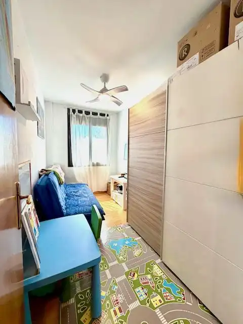Habitación de Piso en venta en El Pla del Penedès con Calefacción, Parquet y Terraza