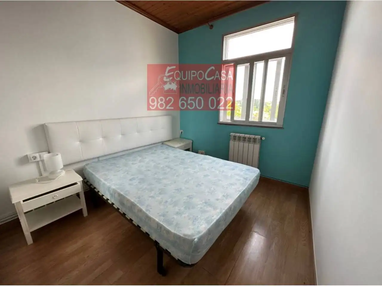 Habitación de Casa adosada en venta en Lugo con Calefacción, Terraza y Amueblado