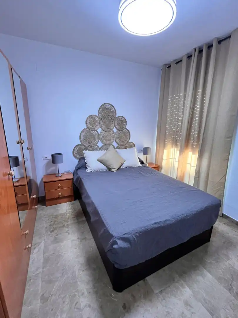 Schlafzimmer von Wohnungen zur Miete in Málaga mit Klimaanlage, Möbliert und Ofen
