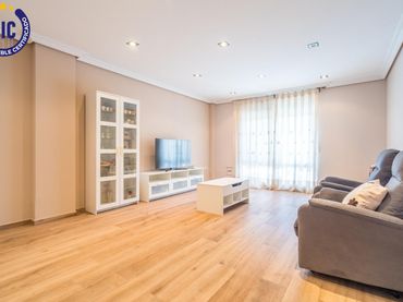 Flat with lift for sale in Aldaia