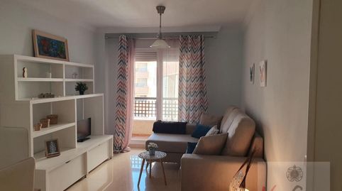 Foto 2 de Piso de alquiler en Avenida Avenida Capitán Ontañón, La Reconquista - El Rosario, Algeciras
