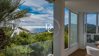 Exterior view of House or chalet for sale in Santa Eulària des Riu  with Air Conditioner and Terrace