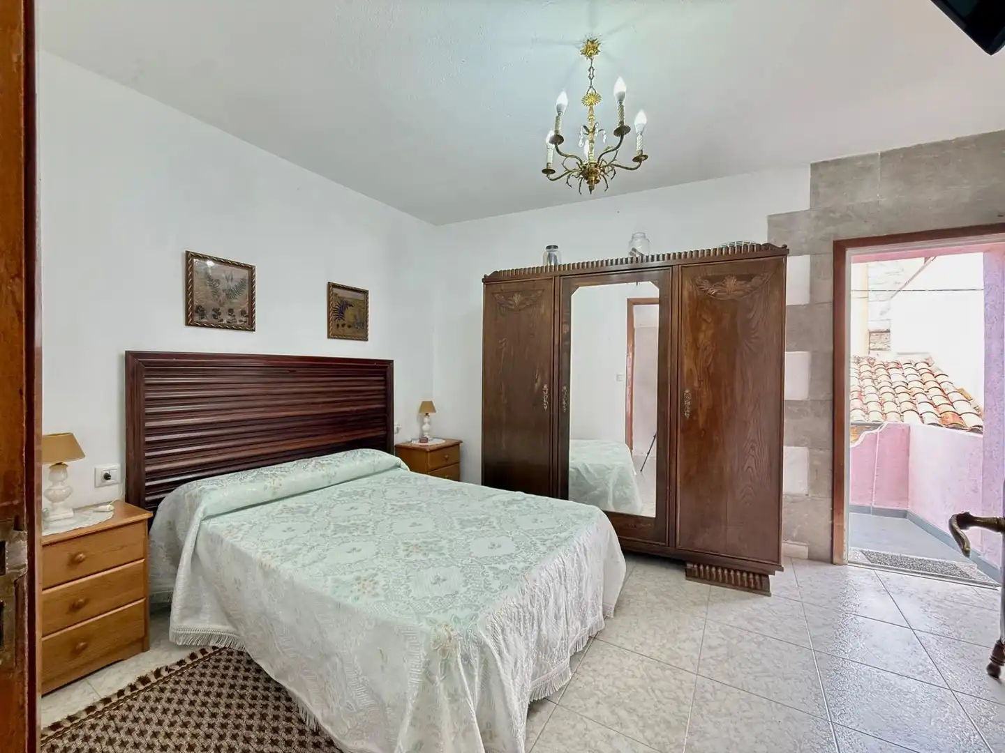 Schlafzimmer von Einfamilien-Reihenhaus zum Verkauf in Boiro mit Möbliert