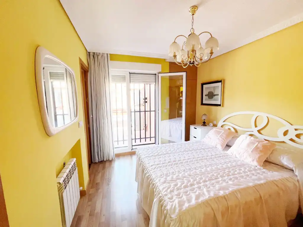 Dormitori de Casa o xalet en venda en Getafe amb Aire condicionat, Calefacció i Terrassa