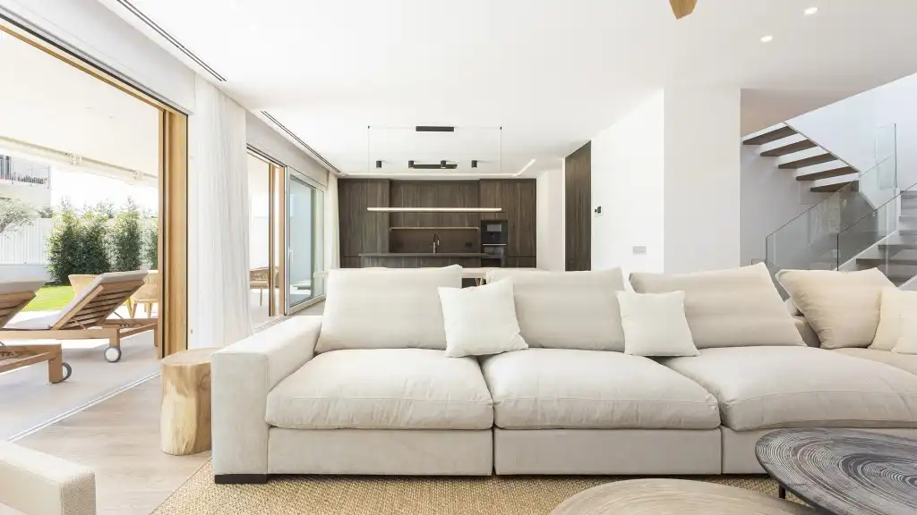 Sala d'estar de Casa o xalet en venda en Sitges amb Aire condicionat, Calefacció i Jardí privat