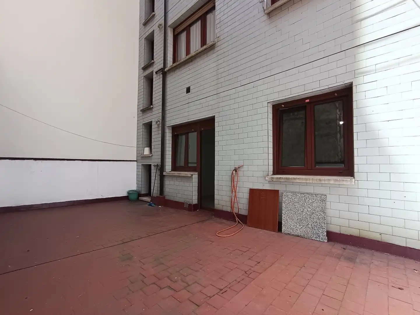 Vista exterior de Piso de alquiler en Gijón  con Calefacción, Parquet y Terraza