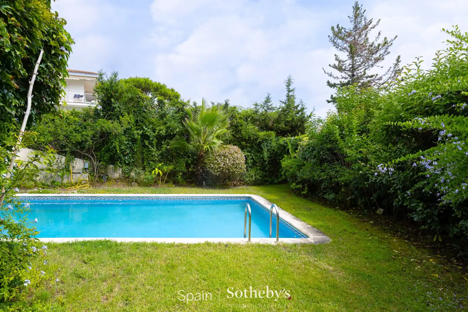 Casa amb piscina en venda a Cabrils, imagen 3