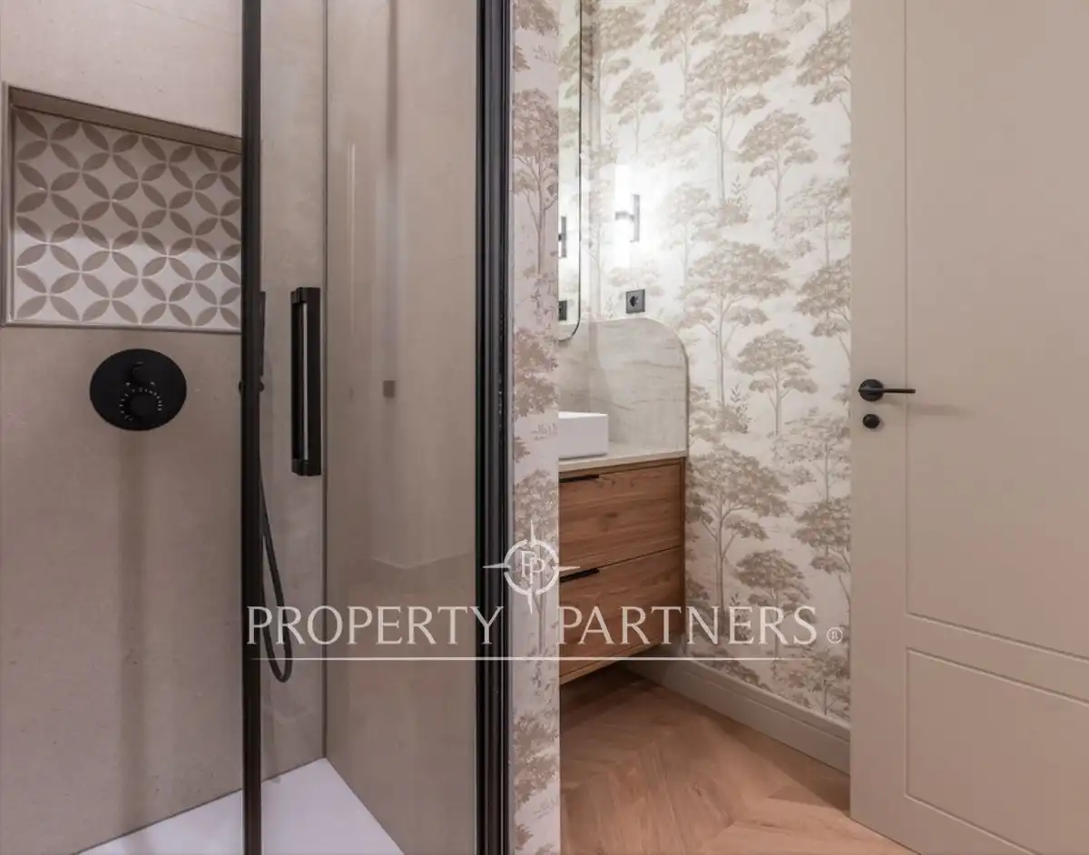 Bany de Apartament en venda en Madrid amb Aire condicionat i Calefacció