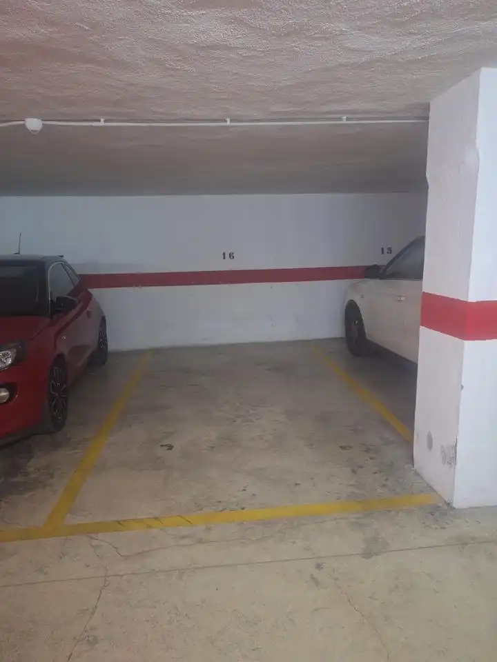 Aparcament de Dúplex en venda en Valencia amb Aire condicionat i Terrassa