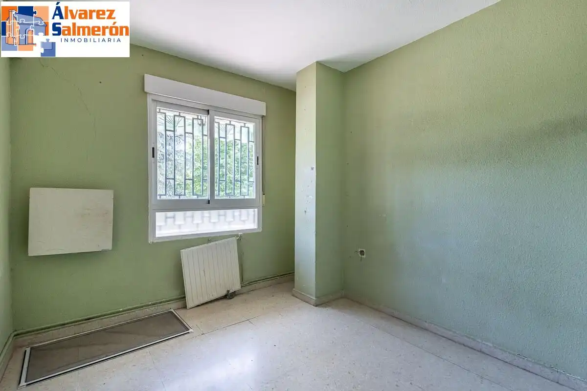 Piso en venta en Calle Bajo de Huétor, Cervantes