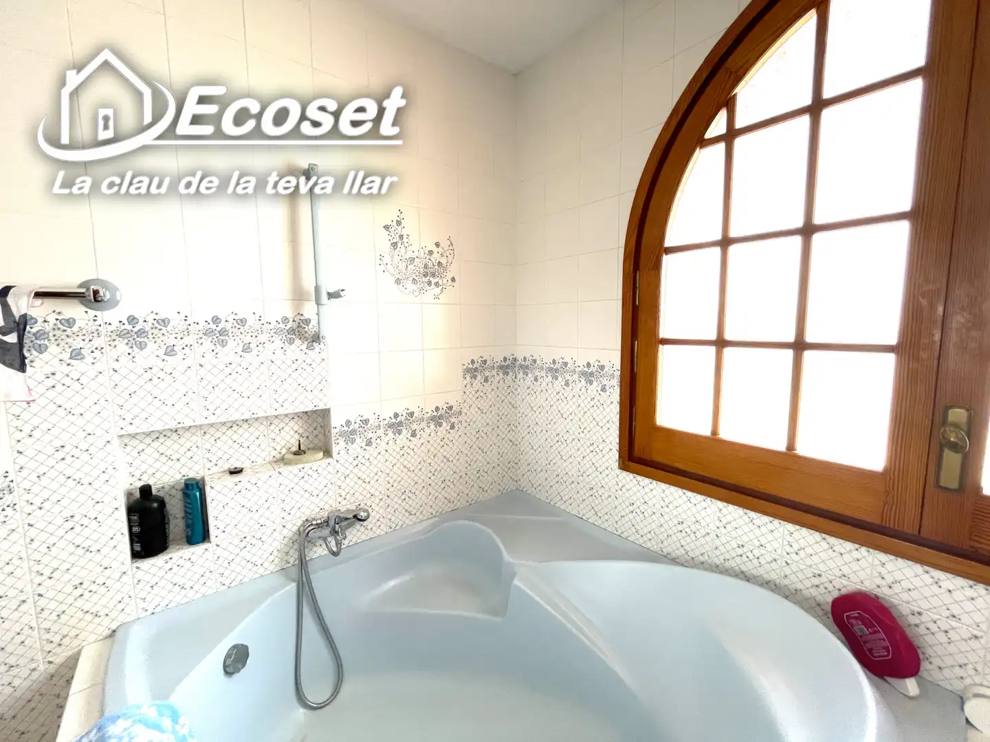 Bany de Casa o xalet en venda en Cervelló amb Calefacció, Jardí privat i Terrassa