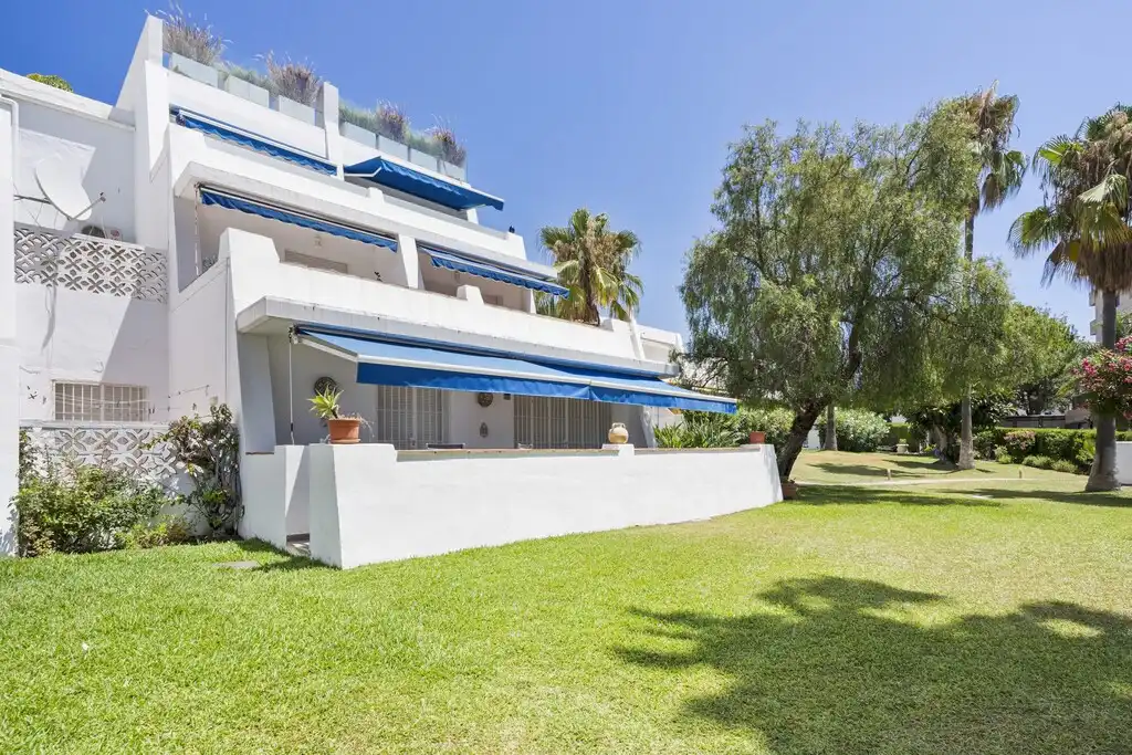 Apartment with pool for sale in Nueva Andalucía, imagen 6