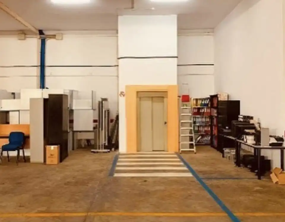 Nave industrielle avec ascenseur à vendre à Centro Urbano, imagen 5