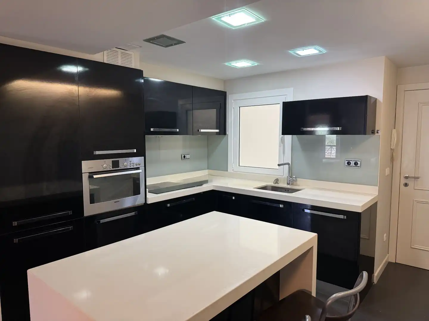 Flat for rent in san roke, Elgeta