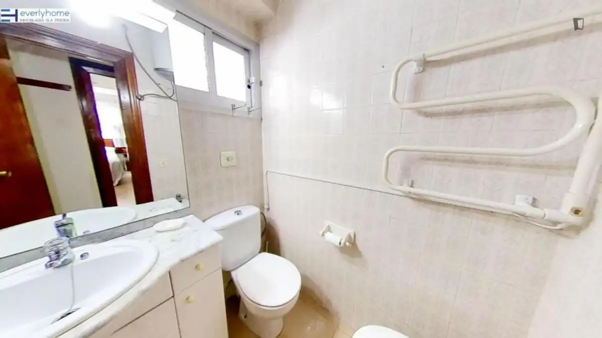 Apartament de lloguer a En Corts - Doctor Waksman