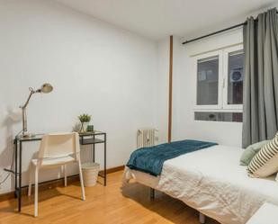 Bedroom of Flat to share in  Madrid Capital  with Furnished, Washing machine and TV