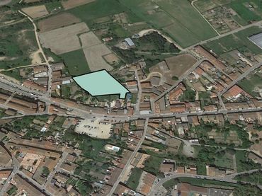 Terreny residencial en venda a El Quinta De La Casa Nova ( Cl Panedes)
