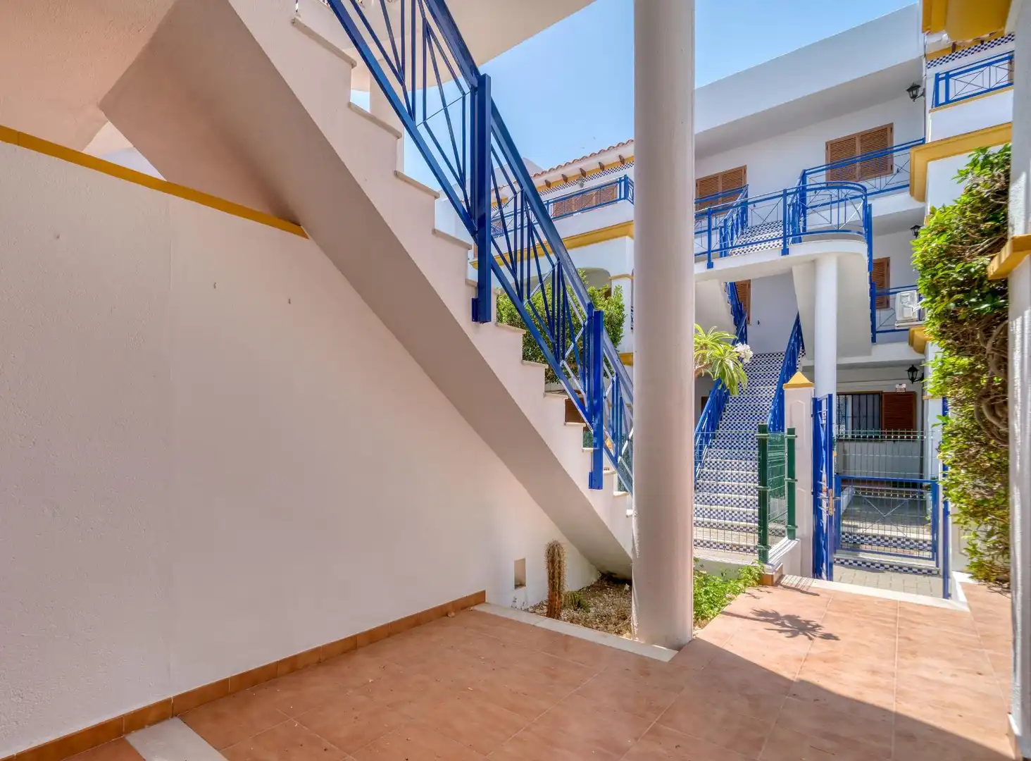 Planta baixa en venda en Vera amb Moblat i Piscina comunitària