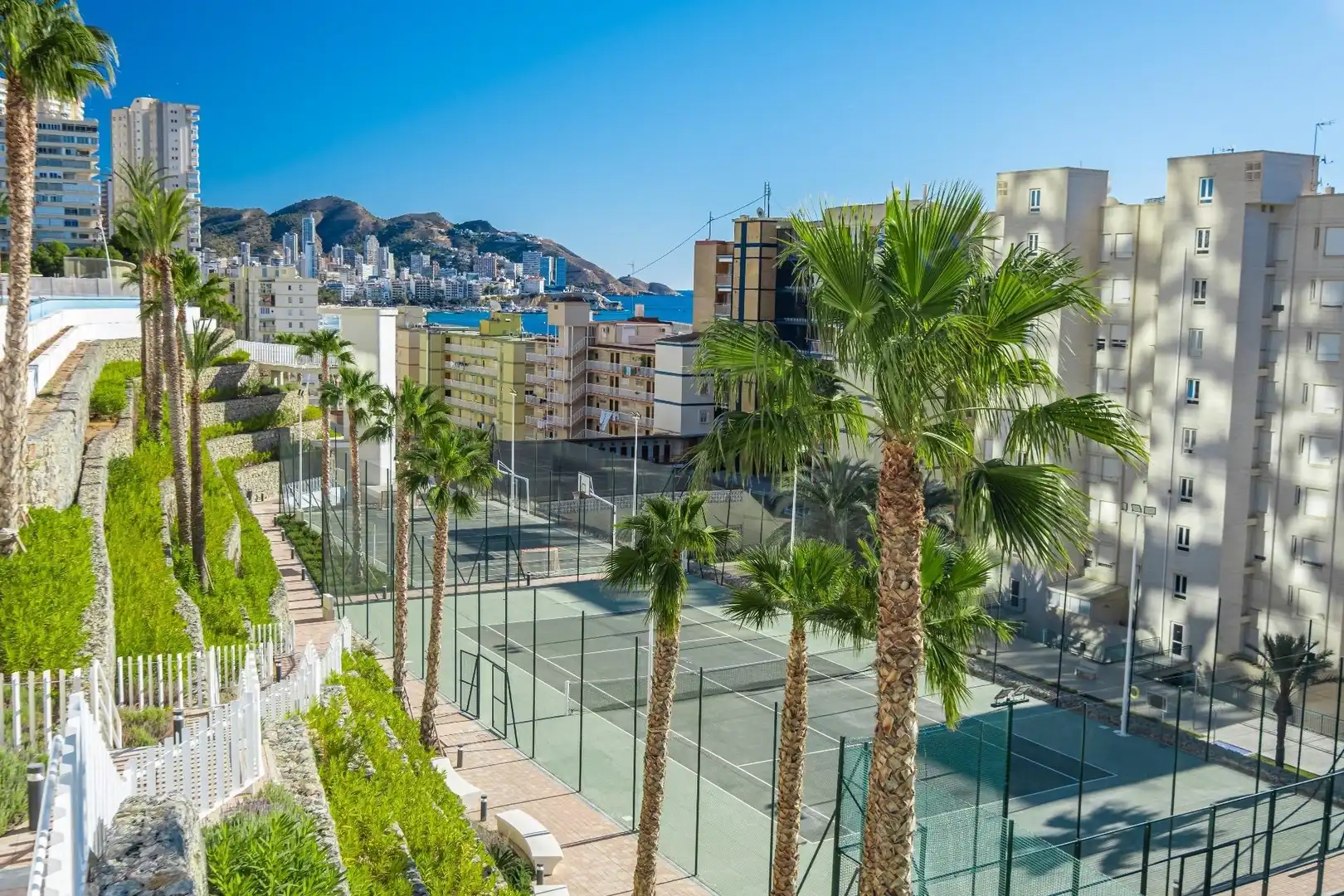 Apartamento de alquiler en Avenida REPUBLICA ARGENTINA, 17, Playa Poniente