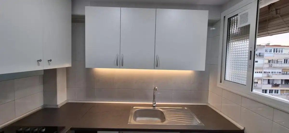 Cocina de Apartamento para compartir en Barcelona con Amueblado, Horno y Lavadora