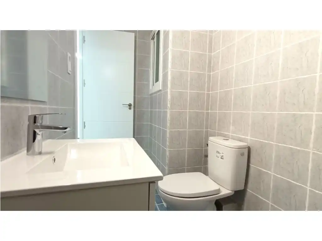 Flat for sale in Calle Vint-I-U, imagen 8
