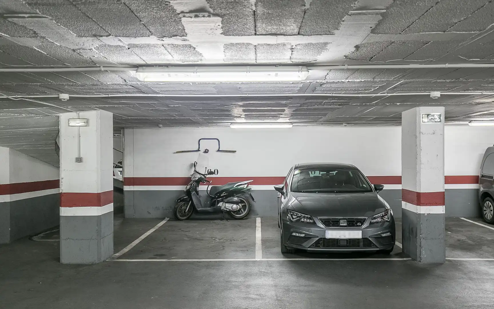 Parking of Flat for rent in Barcelona  with Air Conditioner, Heating and Terrace