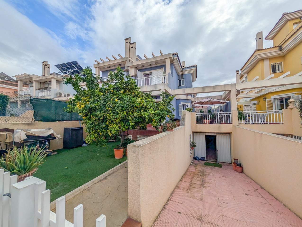 Jardí de Casa o xalet en venda en Santa Pola amb Aire condicionat, Jardí privat i Terrassa