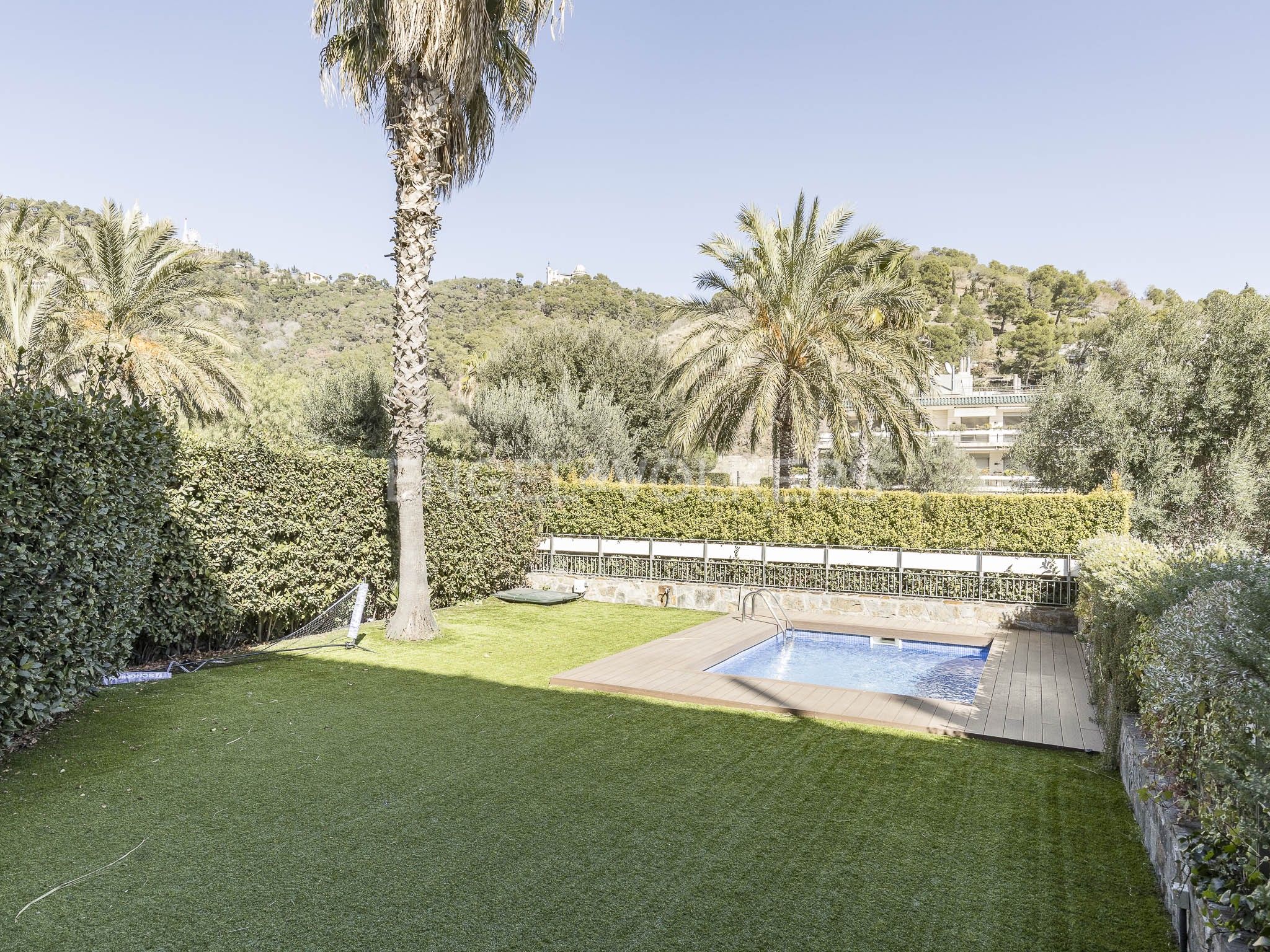 Garden of Apartment for sale in  Barcelona Capital  with Heating, Private garden and Swimming Pool