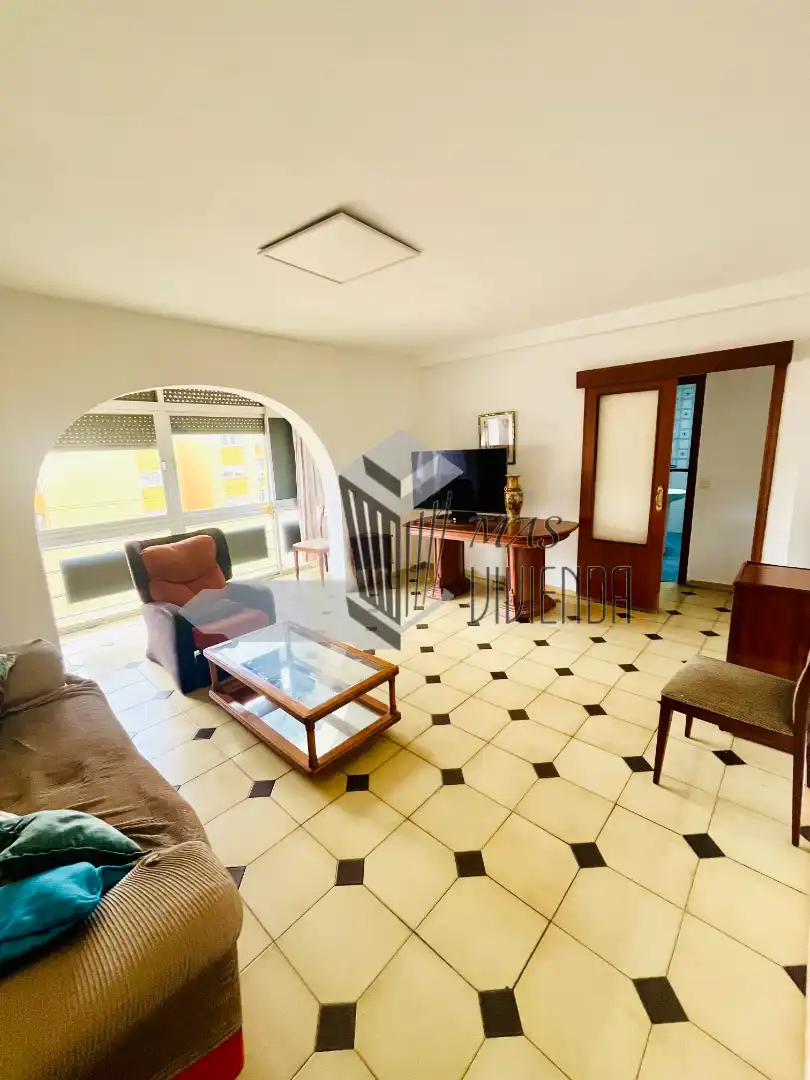 Sala de estar de Piso en venta en Algeciras con Amueblado