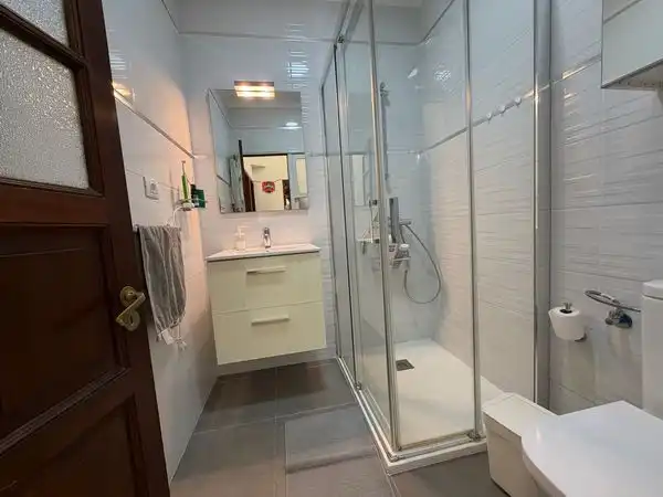 Bathroom of Flat for sale in Las Palmas de Gran Canaria  with Furnished, Oven and Washing machine