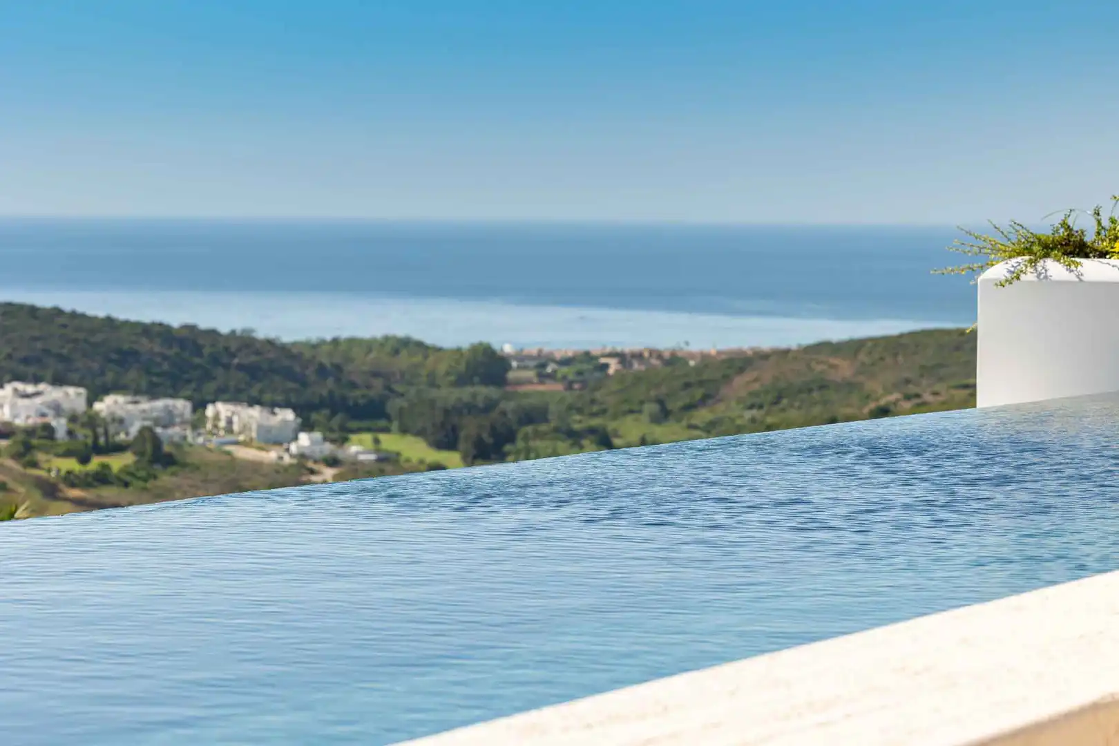 Piscina de Casa o chalet en venta en Casares con Aire acondicionado, Jardín privado y Terraza