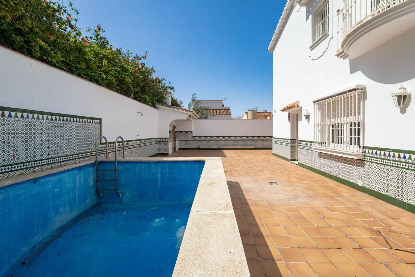Piscina de Casa o xalet en venda en Málaga amb Jardí privat, Terrassa i Piscina