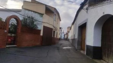 INMUEBLE ALQUILADO  SIN ACCESO AL INTERIOR