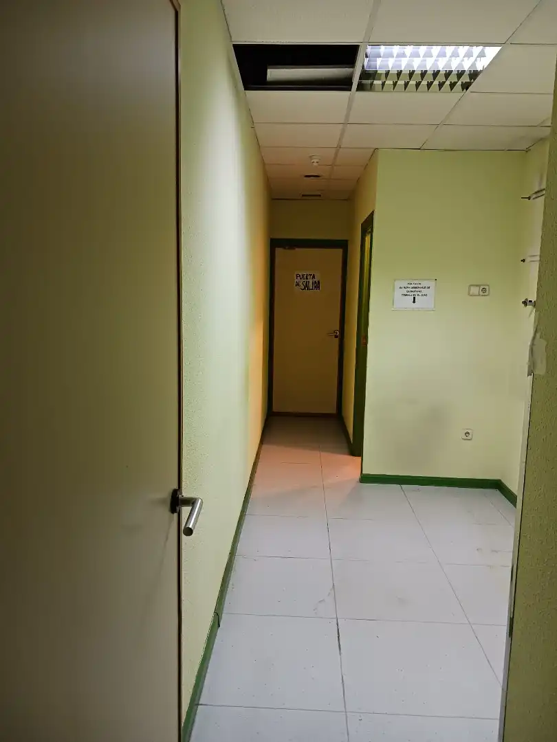Business premises to rent in Calle de Toledo, imagen 13
