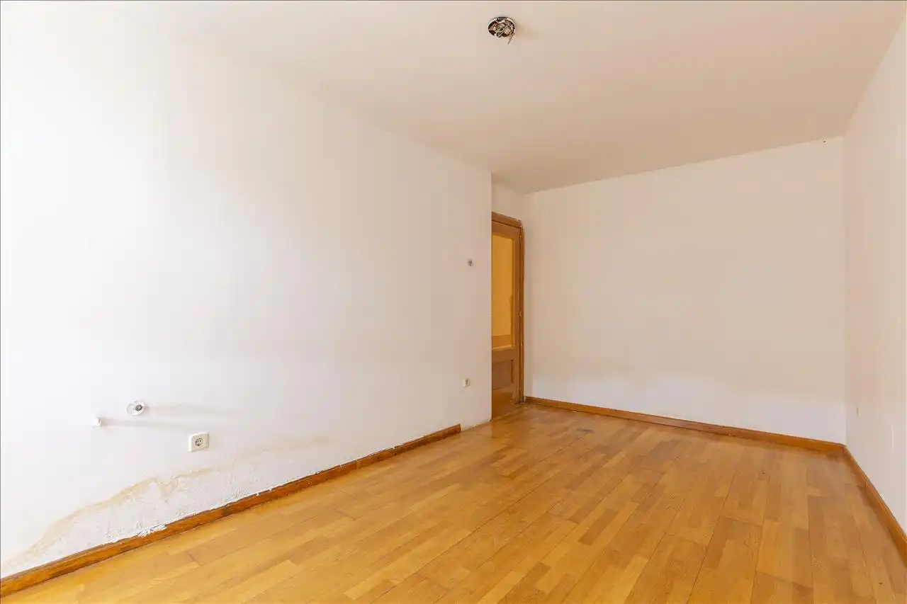 Flat for sale in Madrid