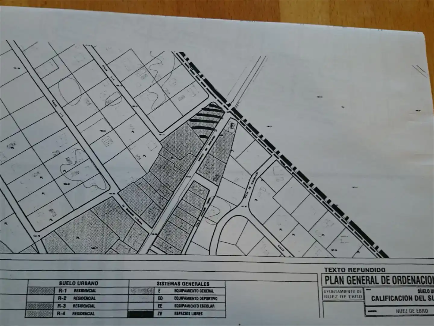 Grundstücke zum Verkauf in Nuez de Ebro, Zaragoza