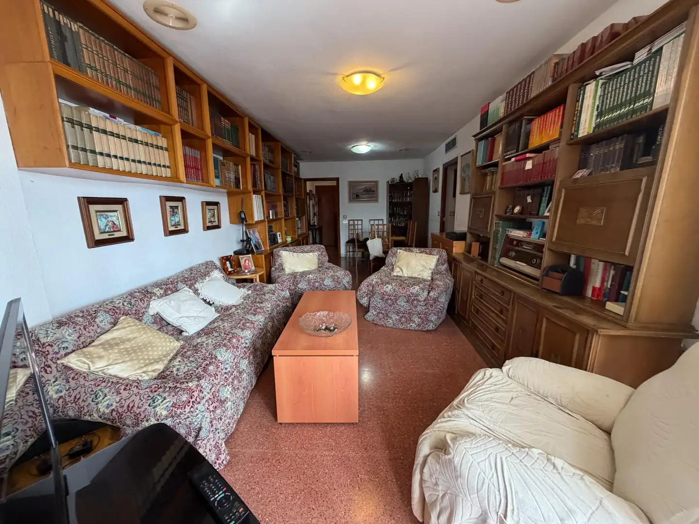 Sala de estar de Piso en venta en Águilas con Aire acondicionado, Terraza y Amueblado