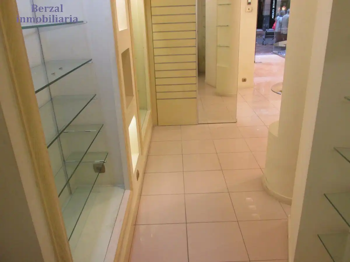 Local comercial en alquiler en Calle Doctores Castroviejo, imagen 15