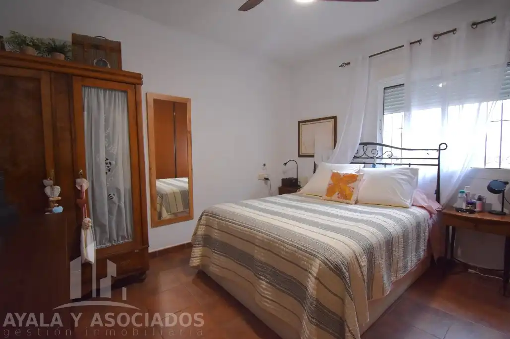 Dormitori de Casa o xalet en venda en La Unión amb Aire condicionat, Calefacció i Jardí privat