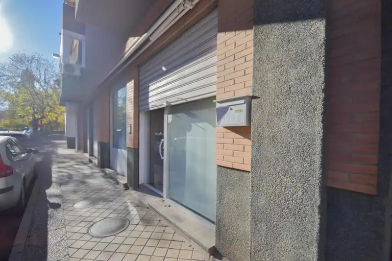 Local comercial en venta en Calle Torre de los Hidalgos, imagen 3