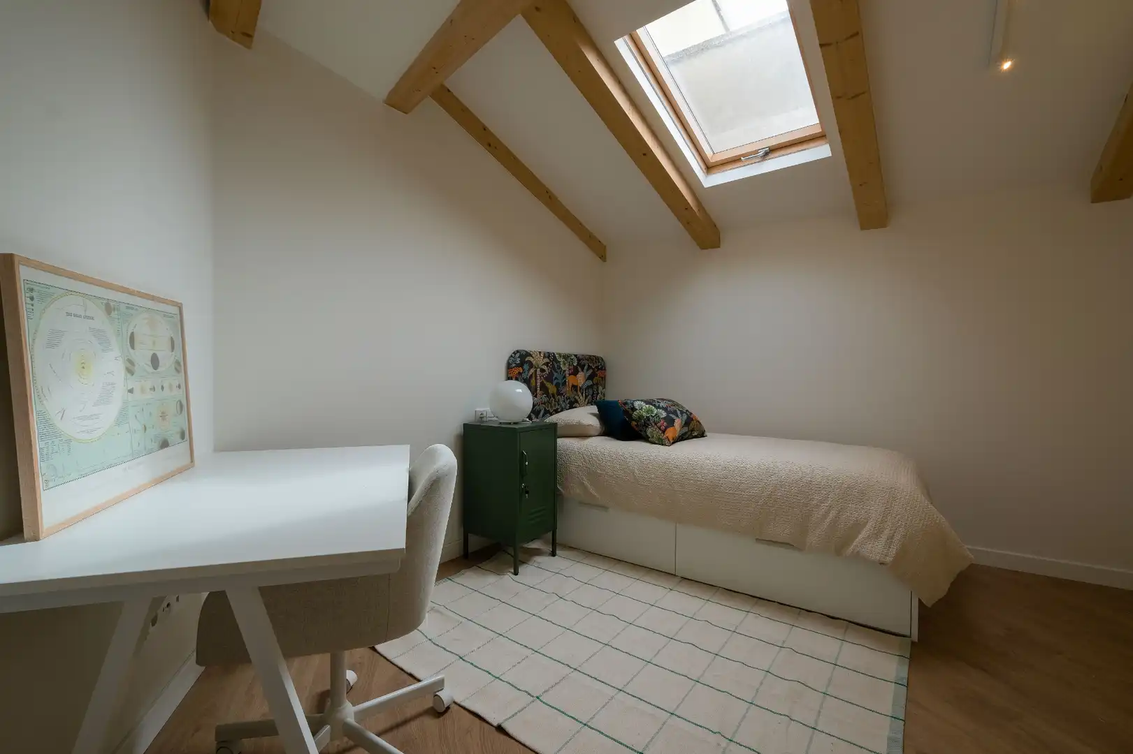 Habitación de Dúplex en venta en Zaragoza con Amueblado y Balcón