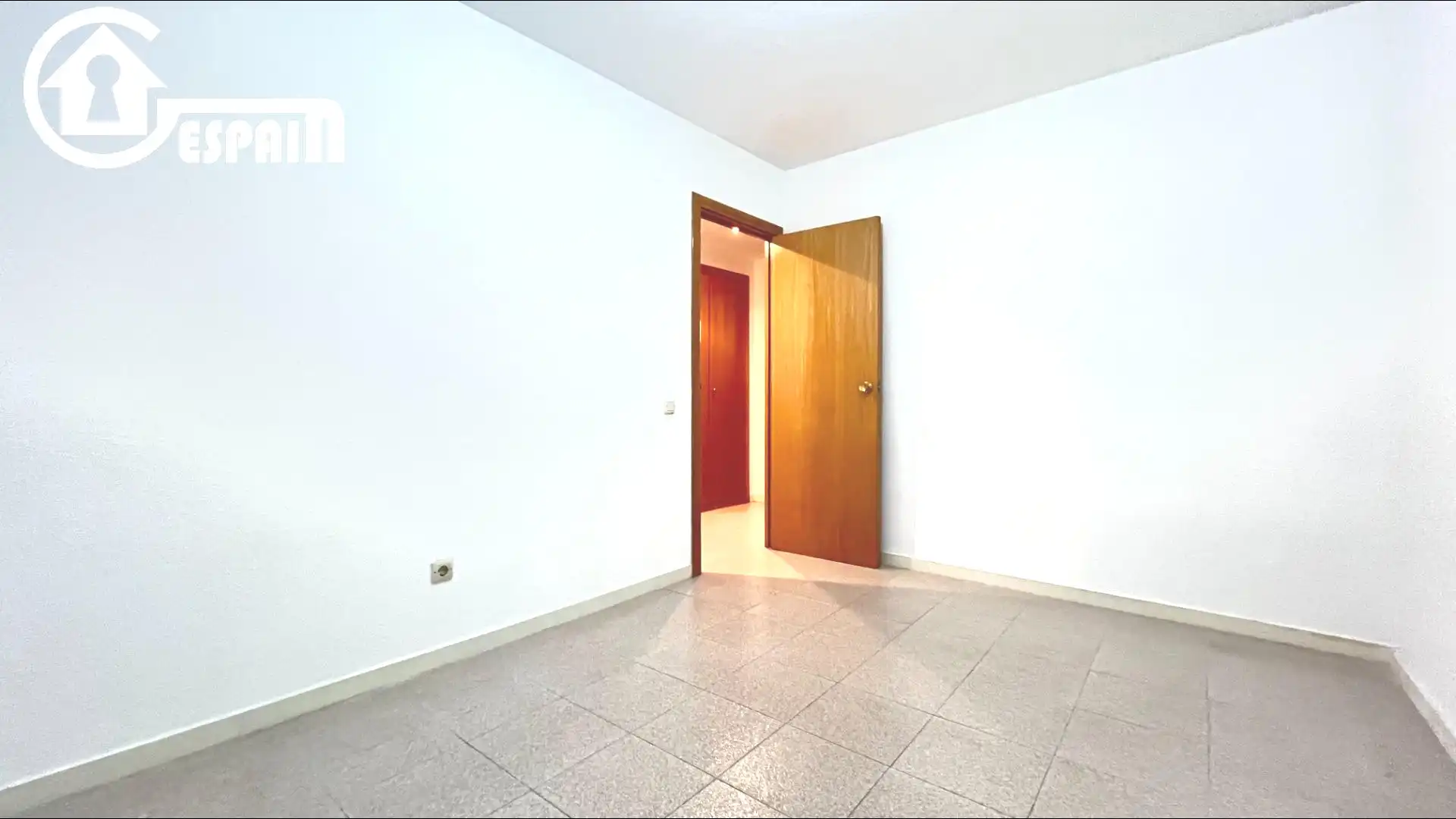 Habitación de Piso en venta en Madrid con Aire acondicionado y Calefacción