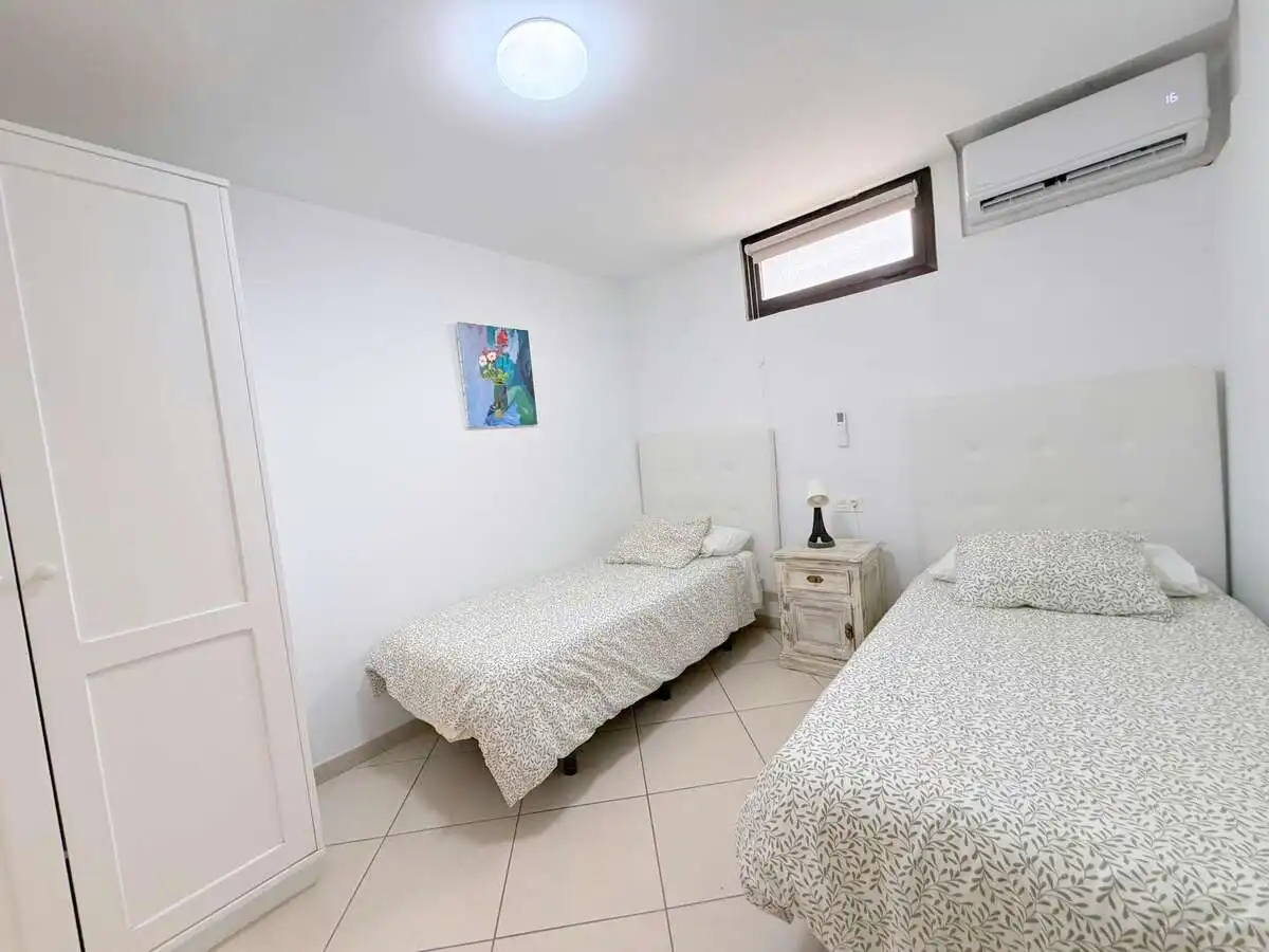 Dormitori de Casa o xalet en venda en Tías amb Aire condicionat, Jardí privat i Terrassa